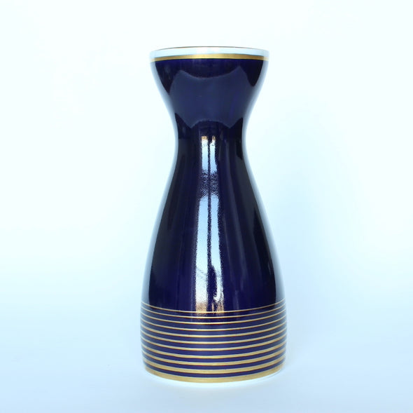 Weimar Porzellanmanufaktur  Echt Weimar Kobalt Vase  Height 215mm / Max Diameter 97mm